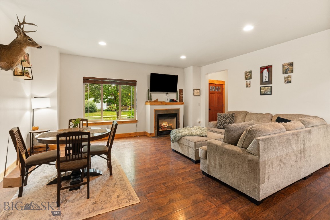 3091 Fen Way D Property Photo 12