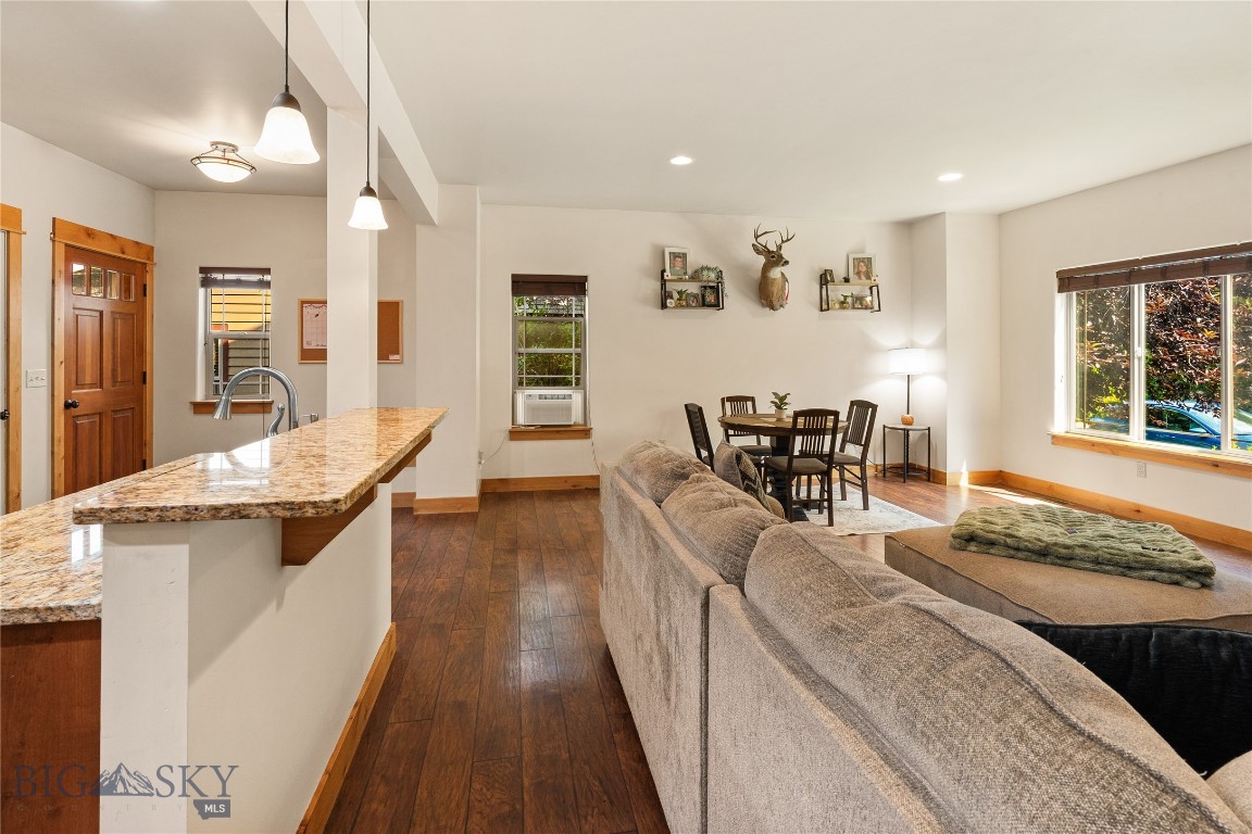 3091 Fen Way D Property Photo 17