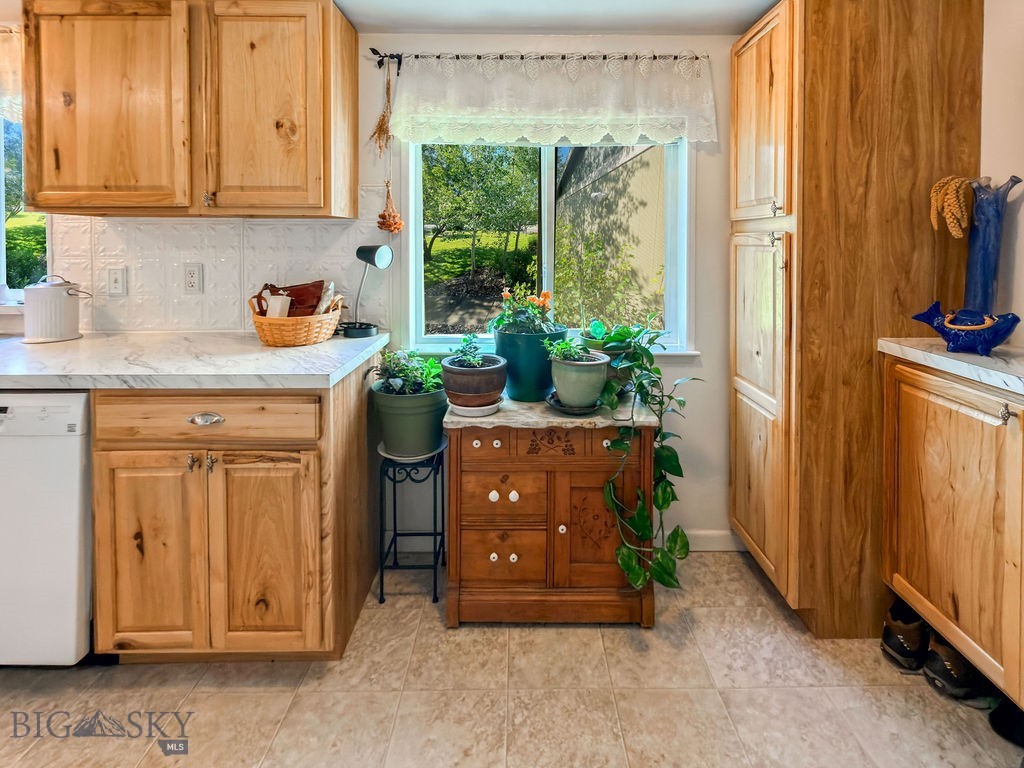 29 Angus Drive Property Photo 10