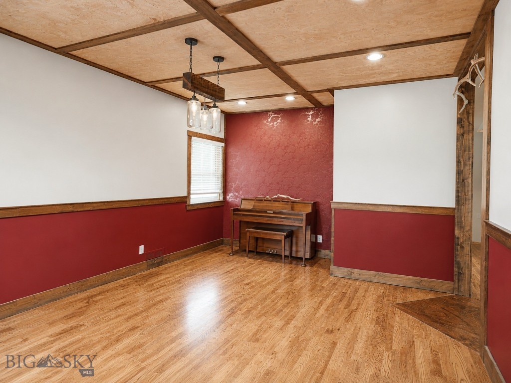 117 W 7th Avenue W Property Photo 19