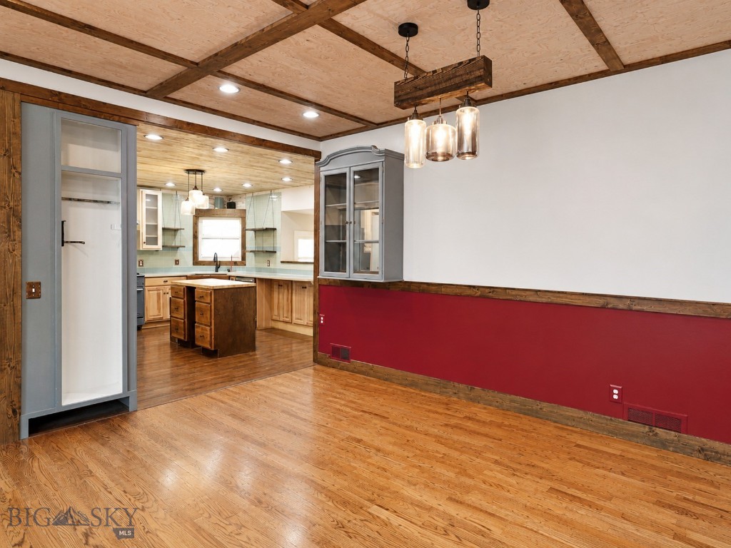 117 W 7th Avenue W Property Photo 22