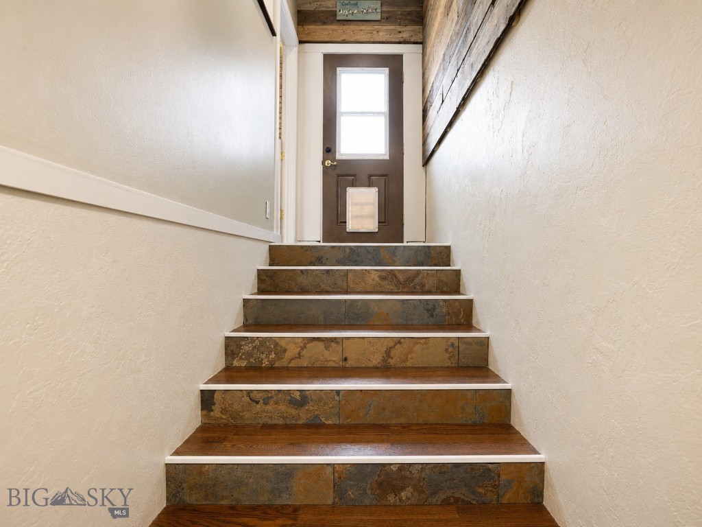 117 W 7th Avenue W Property Photo 31