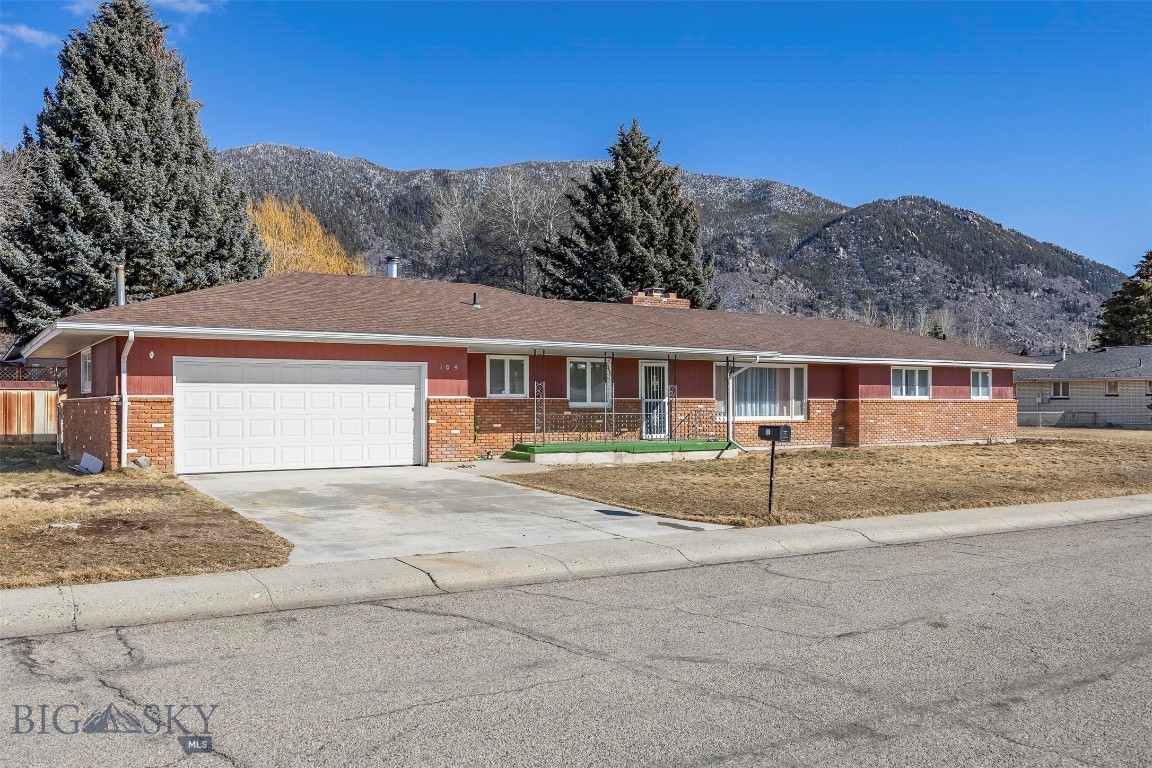 104 Rocky Mountain Property Photo 1