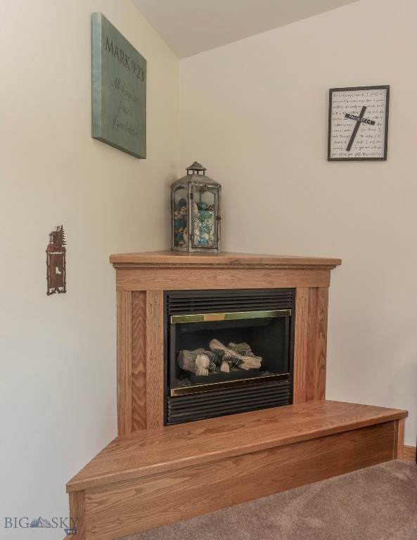 1013 E Missoula Avenue Property Photo 5