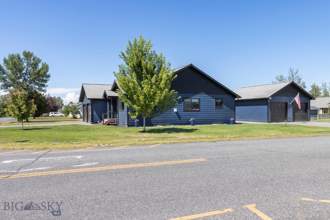 1013 E Missoula Avenue Property Photo 39