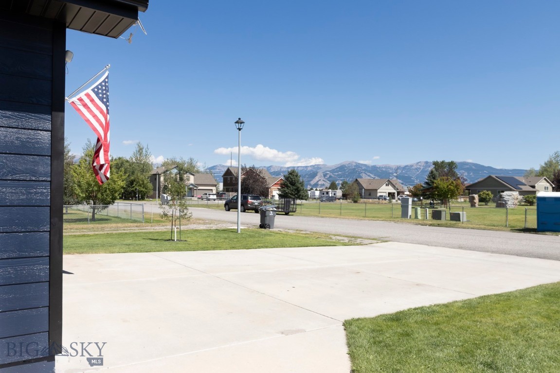 1013 E Missoula Avenue Property Photo 43