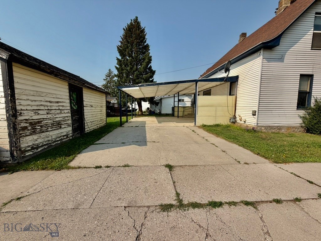 4 S Atlantic Street Property Photo 53