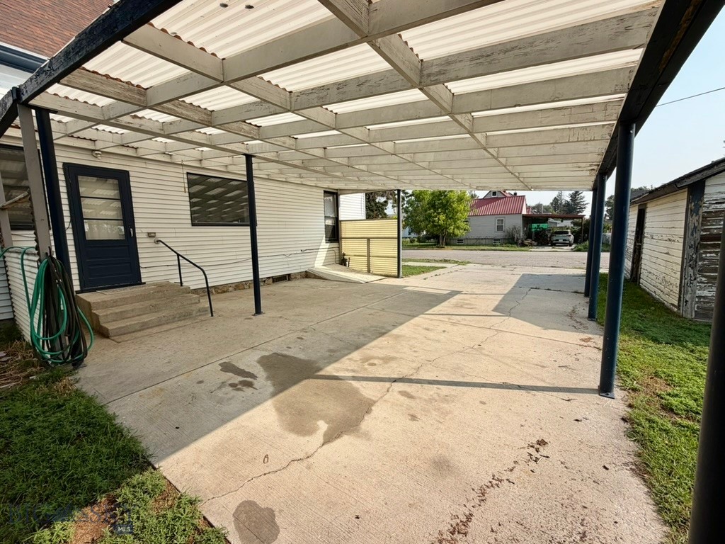 4 S Atlantic Street Property Photo 54