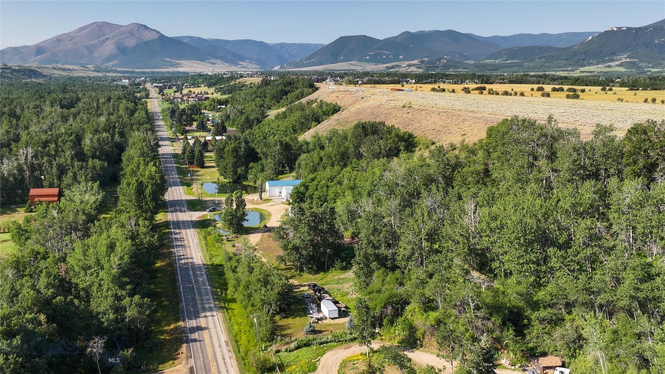 7209 Us Highway 212 Property Photo 3