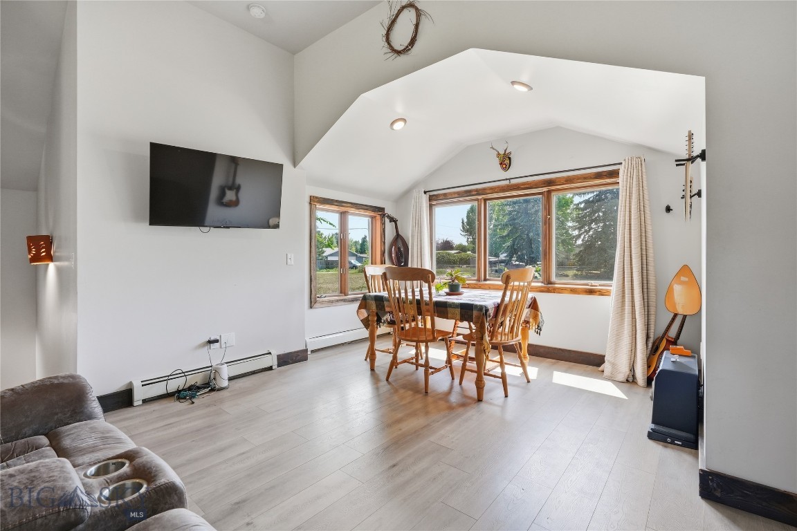603 3rd Avenue E Property Photo 9