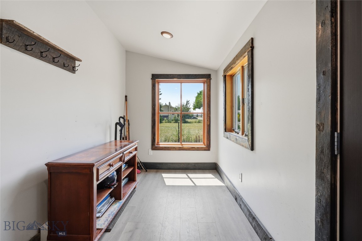 603 3rd Avenue E Property Photo 22