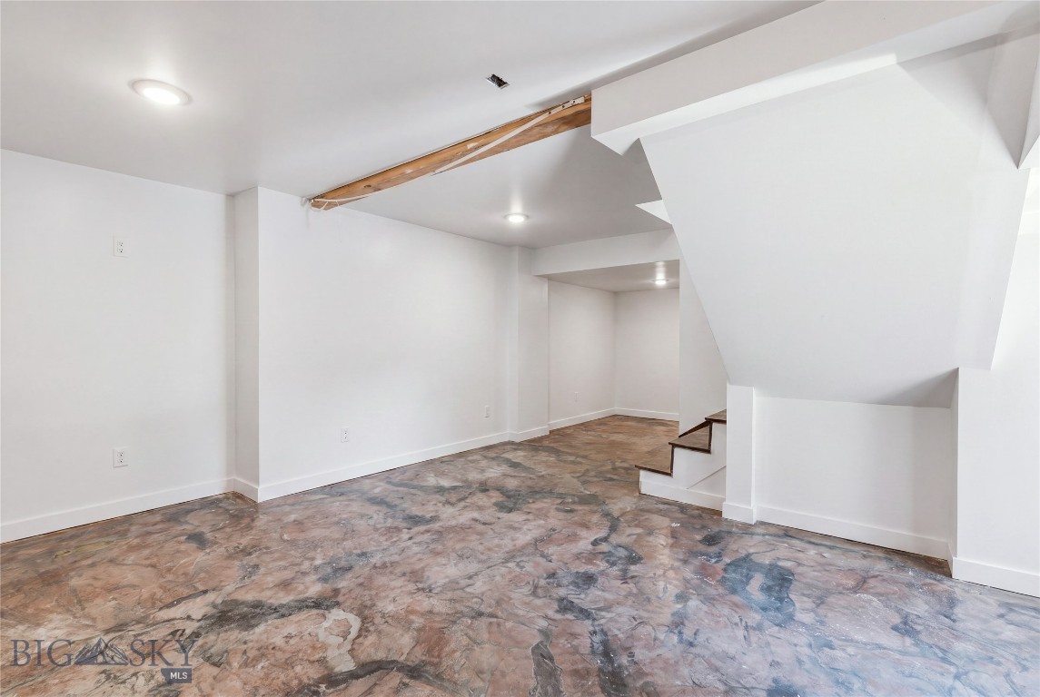603 3rd Avenue E Property Photo 23