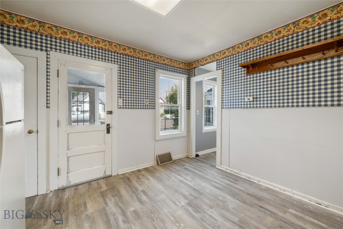 411 Ash Street Property Photo 10