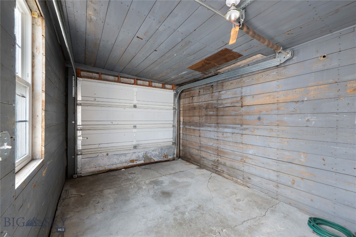 411 Ash Street Property Photo 28