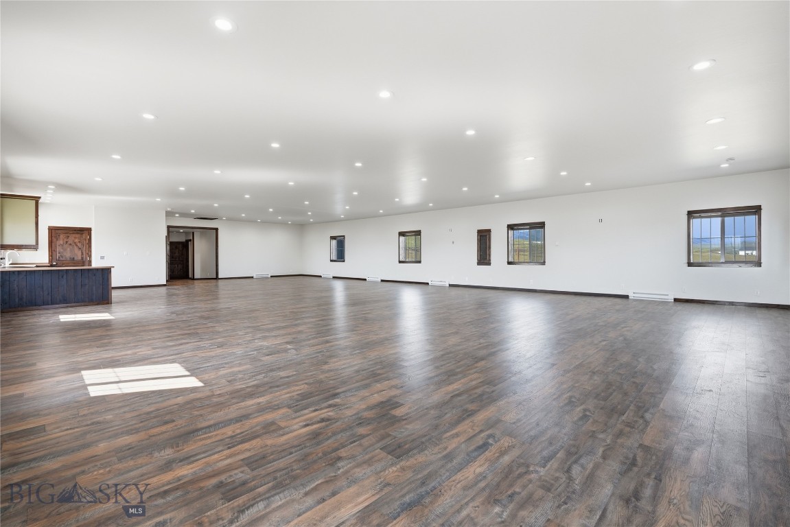 4 Murray Lane Property Photo 12