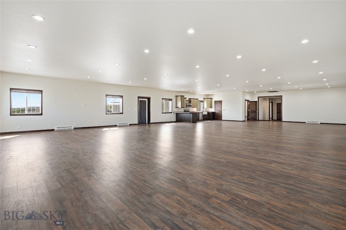 4 Murray Lane Property Photo 13