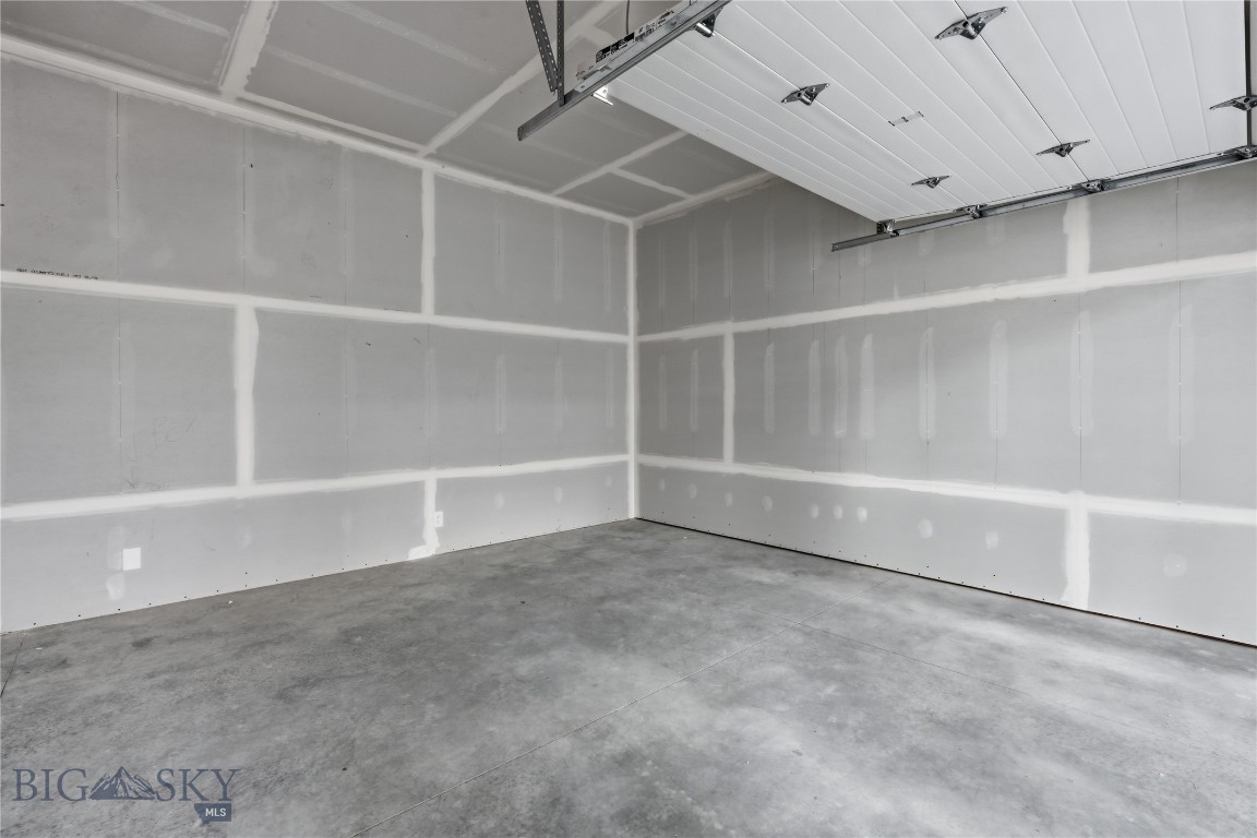 4 Murray Lane Property Photo 37