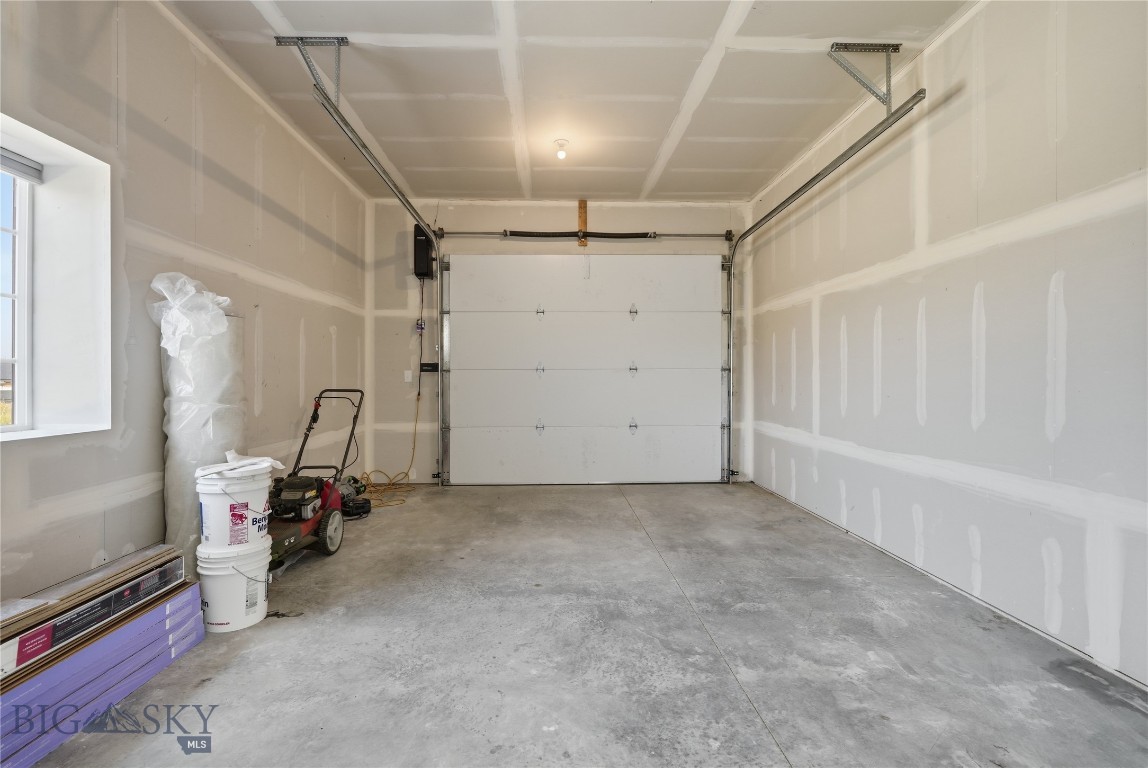 4 Murray Lane Property Photo 42