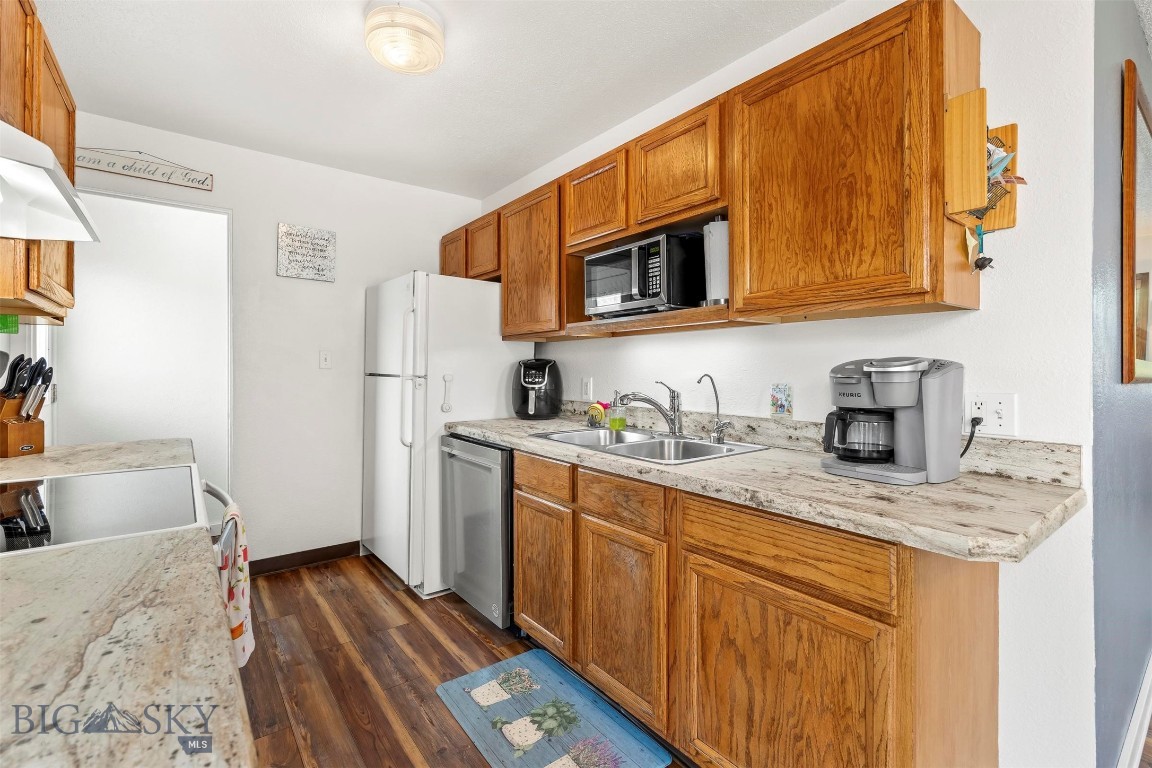 102 Star Lane Property Photo 6