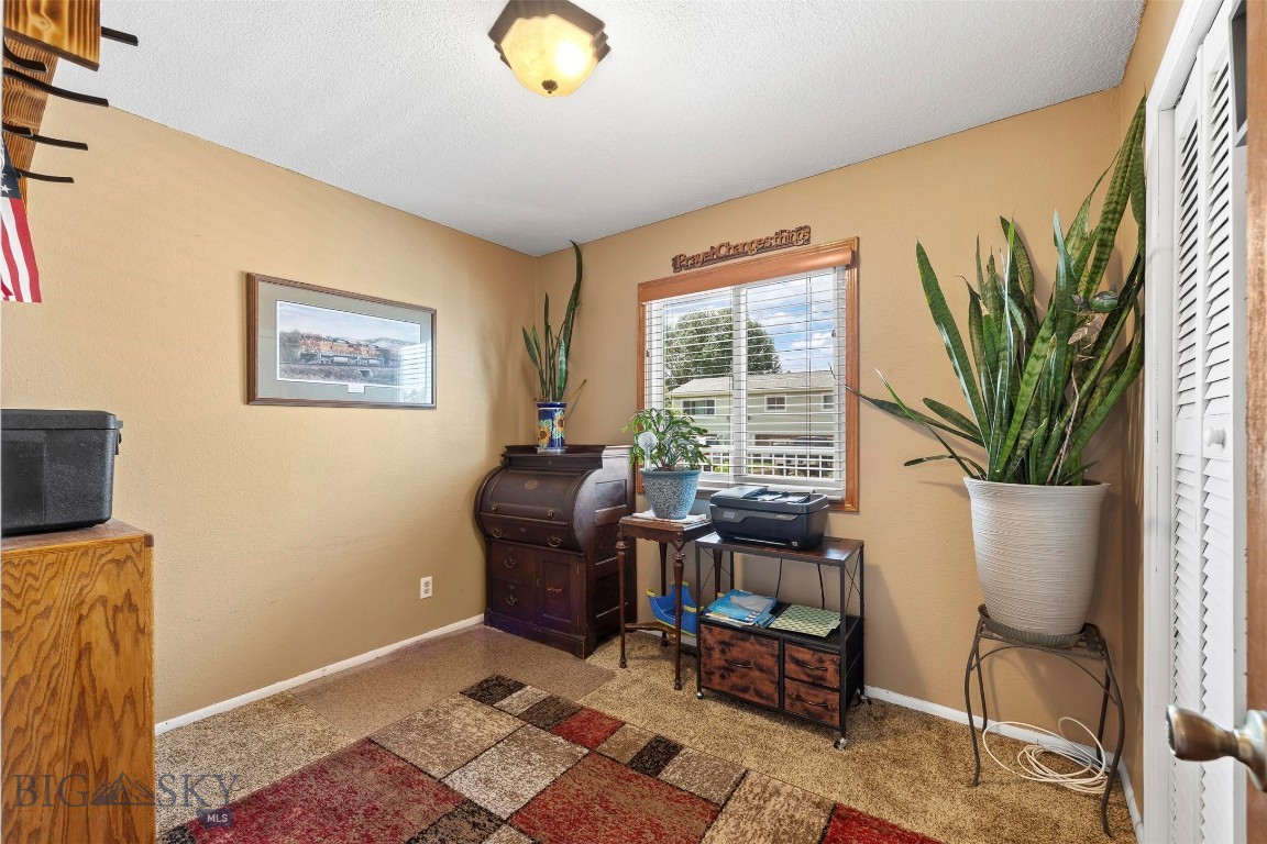 102 Star Lane Property Photo 12