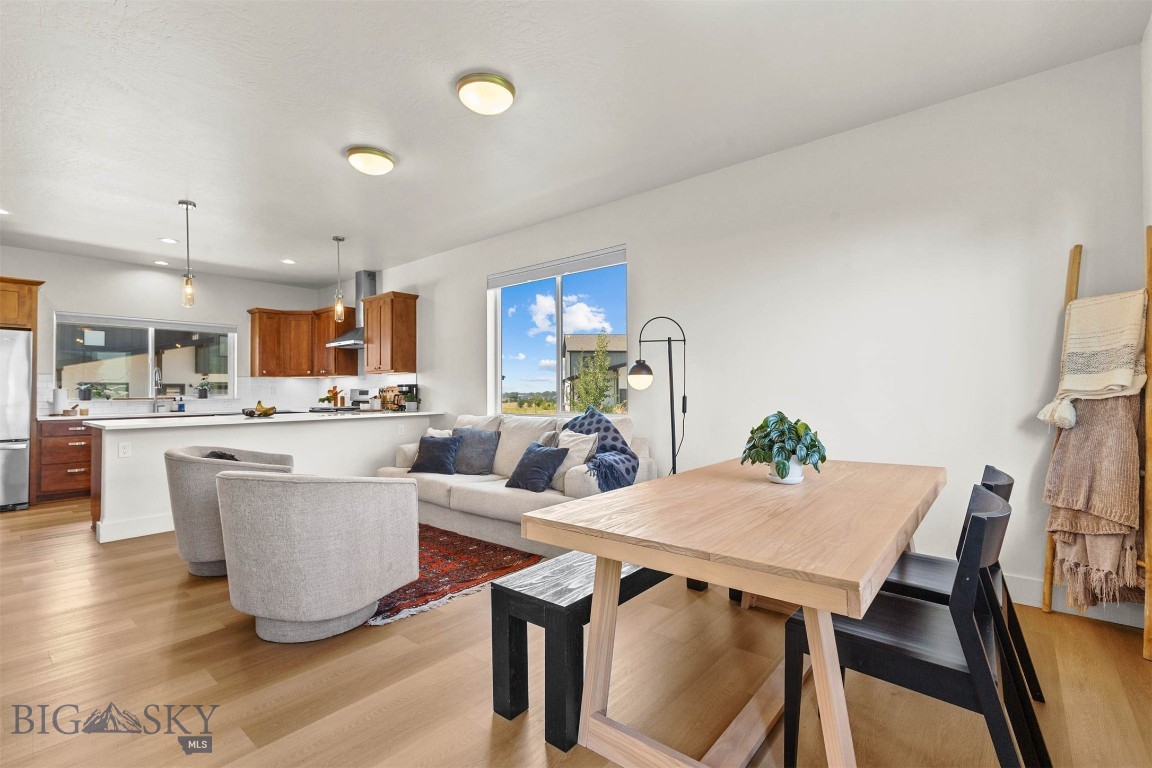 77 Horseshoe Loop Property Photo 16