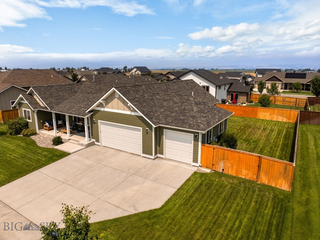 1502 Roundup Boulevard Property Photo 3
