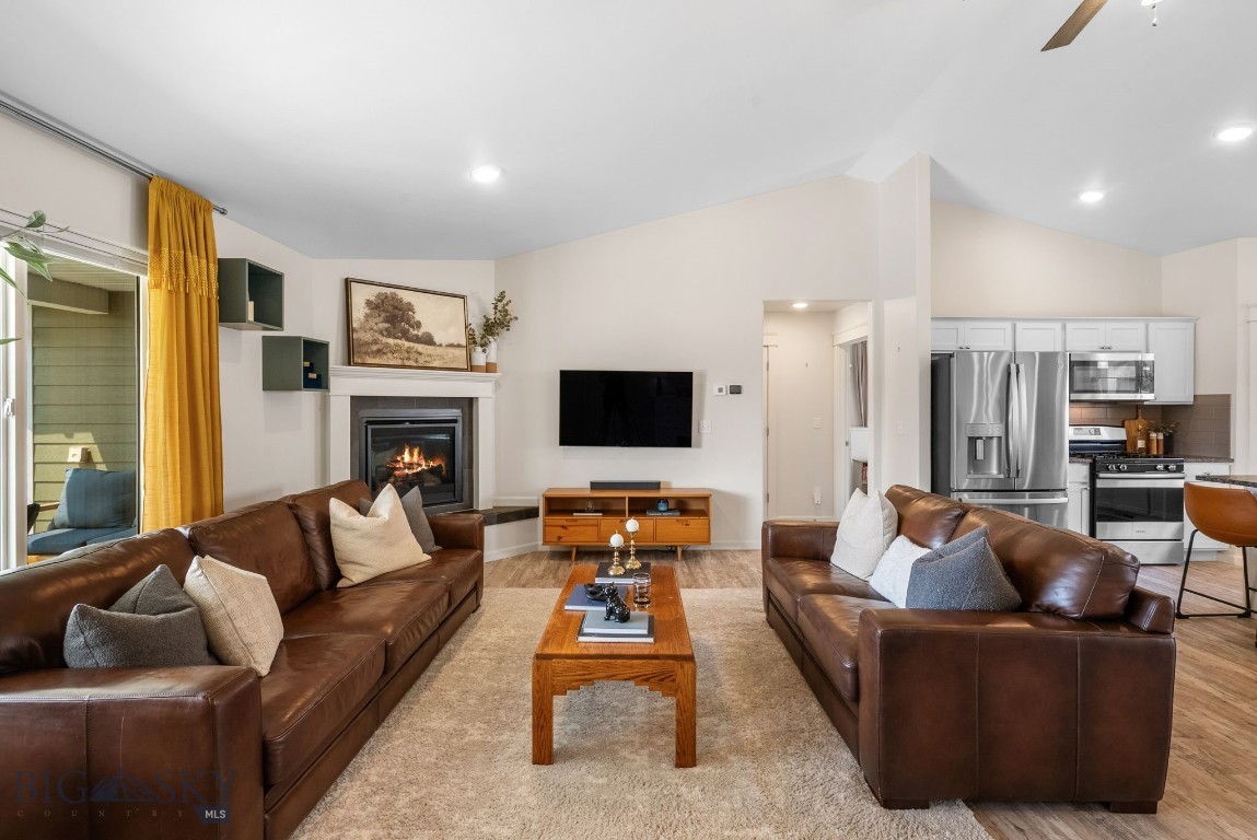 1502 Roundup Boulevard Property Photo 6