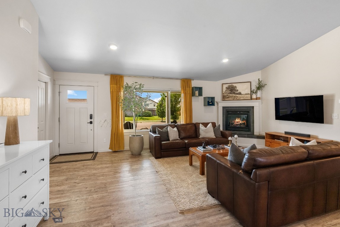 1502 Roundup Boulevard Property Photo 10