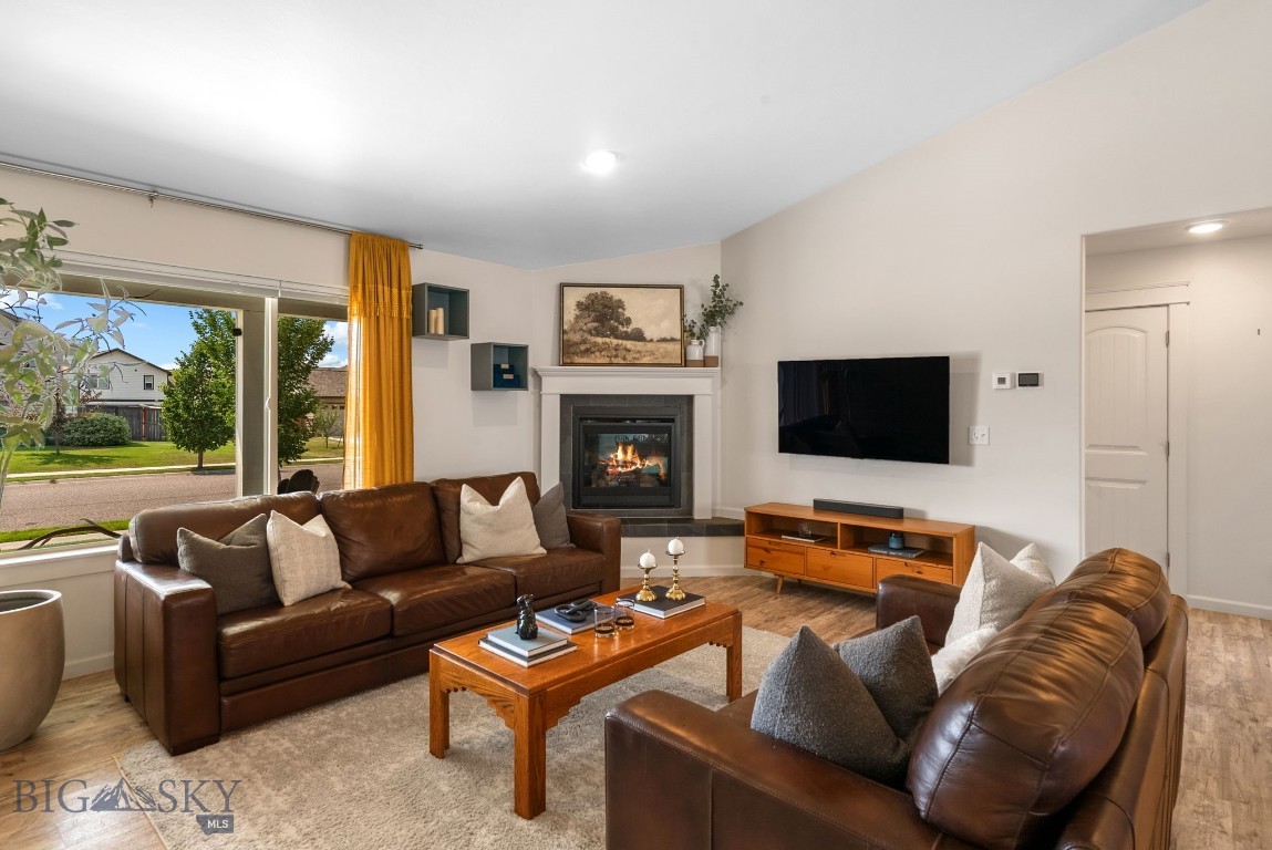 1502 Roundup Boulevard Property Photo 11