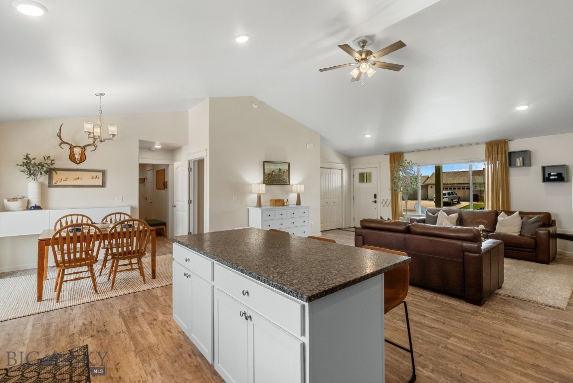 1502 Roundup Boulevard Property Photo 23
