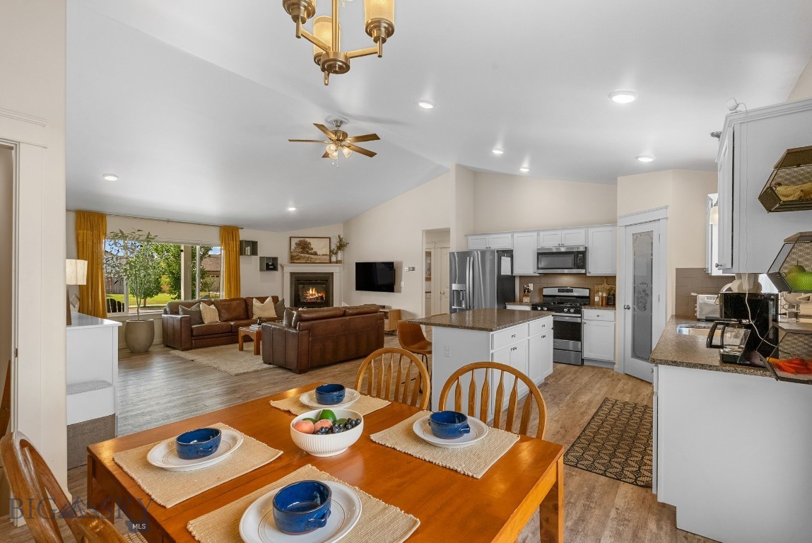 1502 Roundup Boulevard Property Photo 27