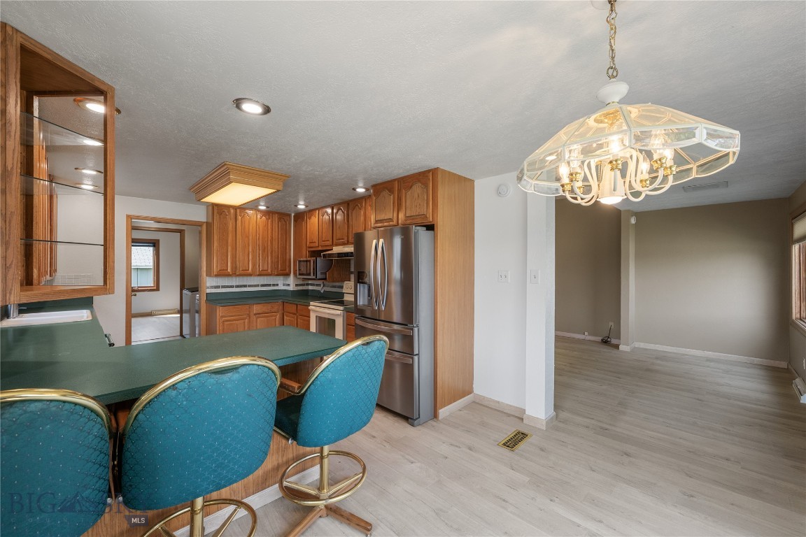 1043 S Colorado Property Photo 11