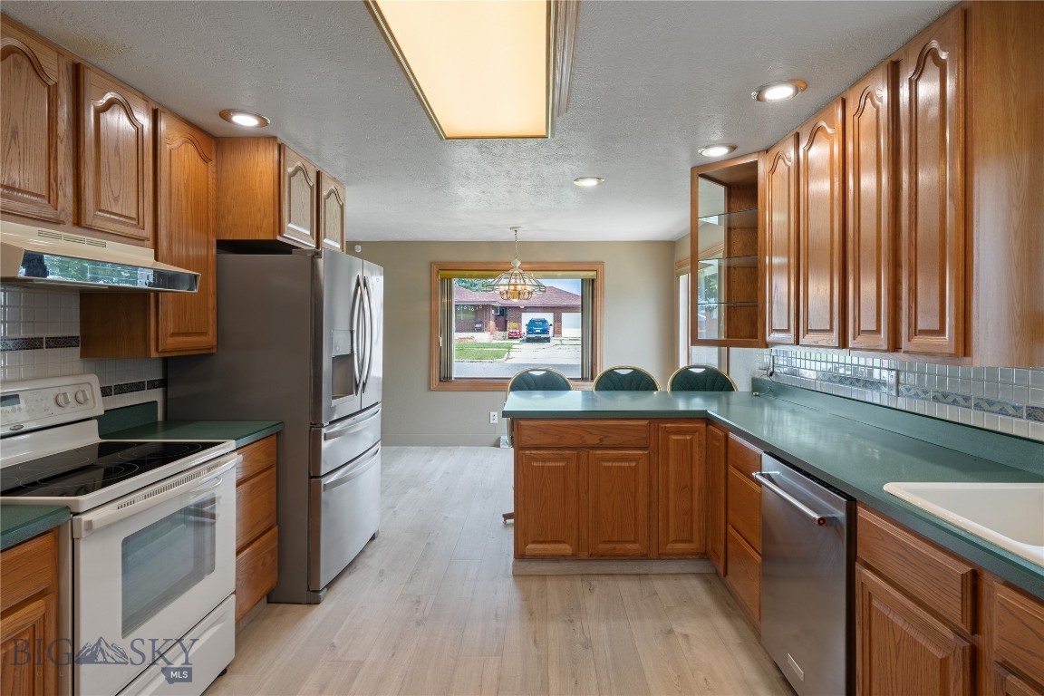 1043 S Colorado Property Photo 14