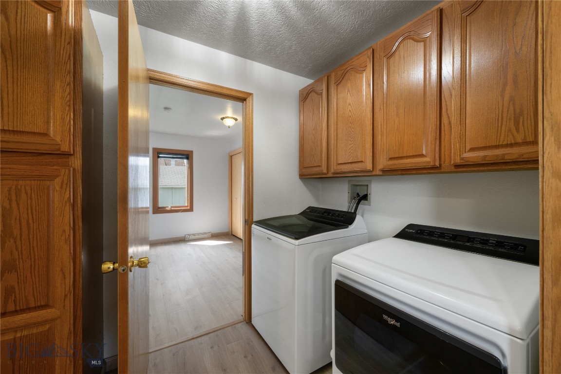 1043 S Colorado Property Photo 18