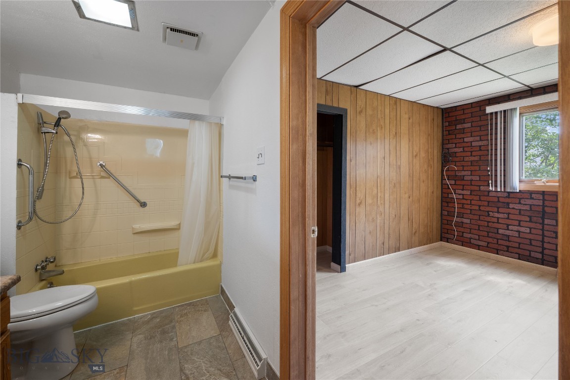 1043 S Colorado Property Photo 24