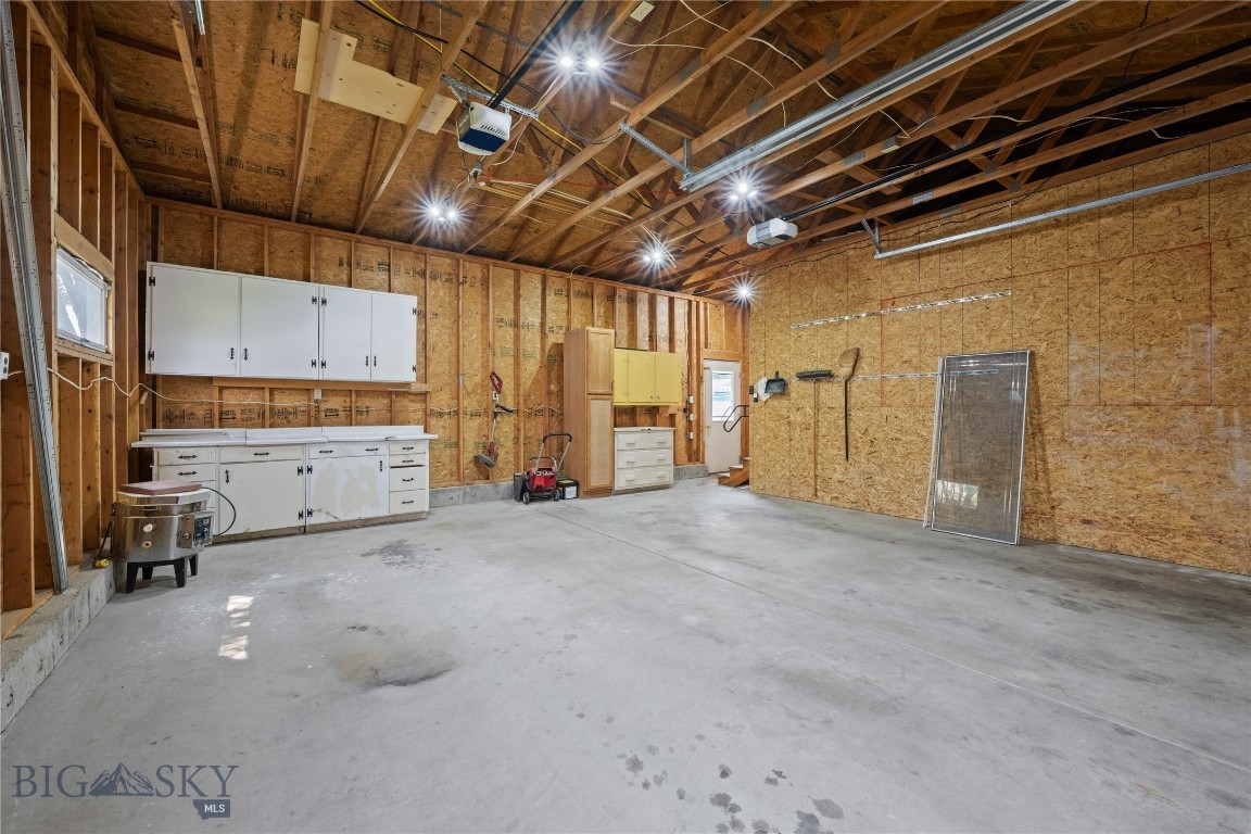 1043 S Colorado Property Photo 34
