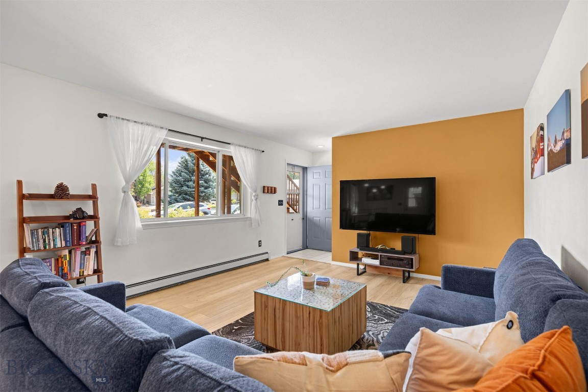 111 S Yellowstone Avenue 4 Property Photo 6