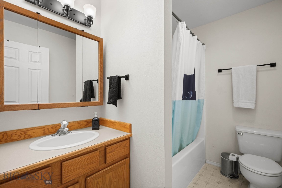111 S Yellowstone Avenue 4 Property Photo 19