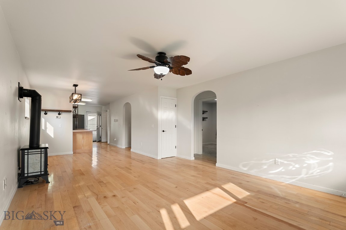 409 N Oak Street Property Photo 7