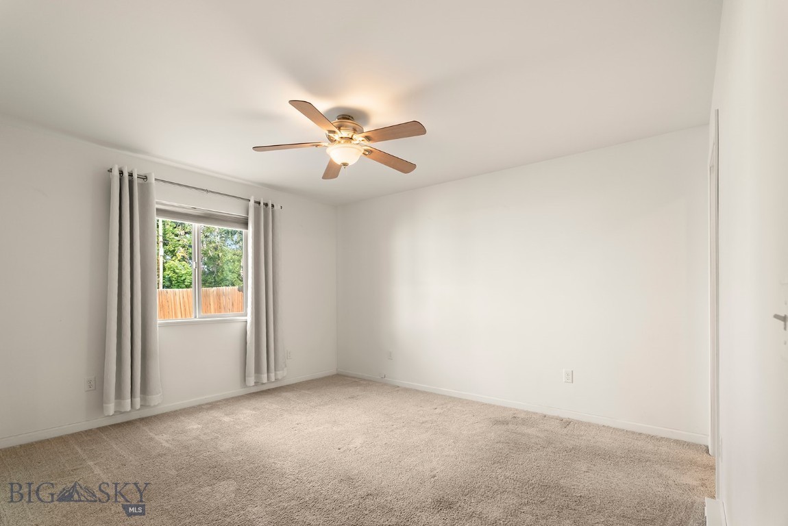 409 N Oak Street Property Photo 19