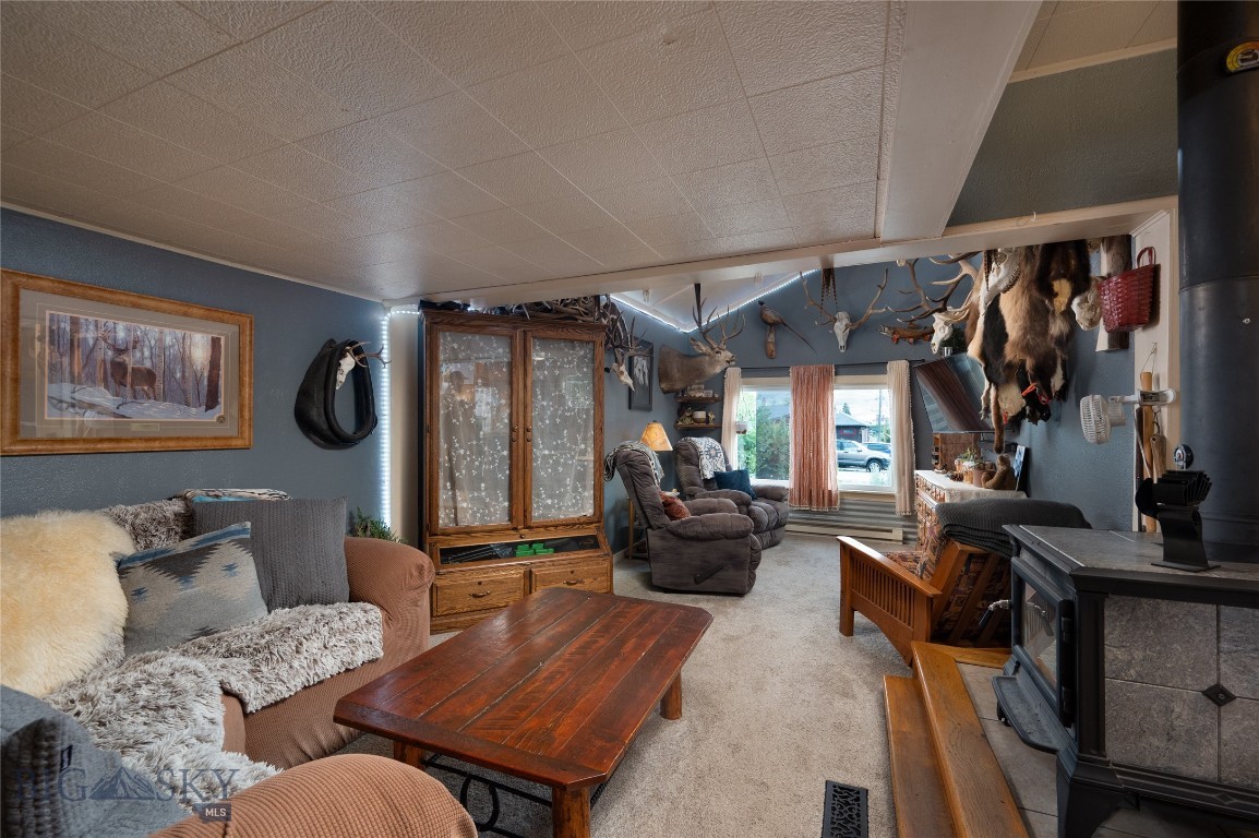 202 5th Street W Property Photo 16