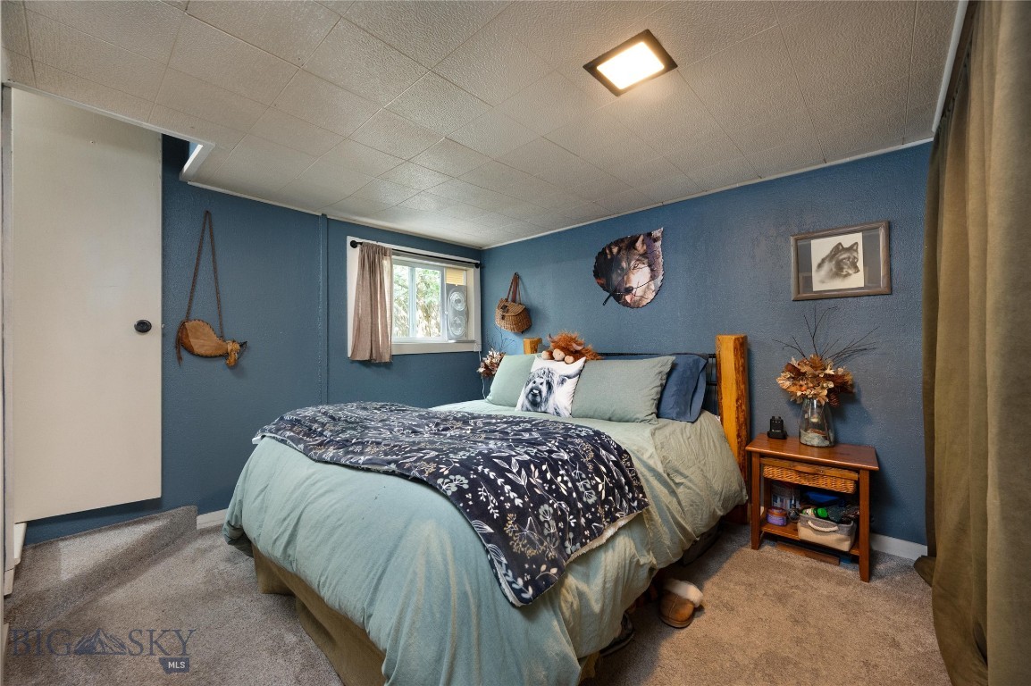 202 5th Street W Property Photo 27