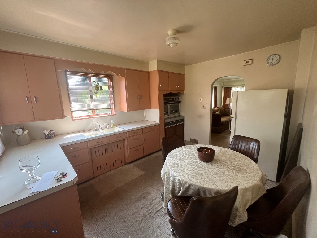 2625 Kossuth Property Photo 18