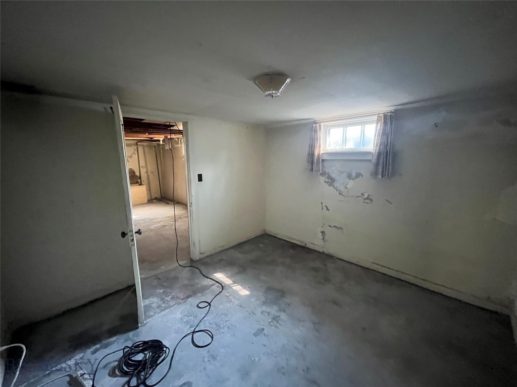 2625 Kossuth Property Photo 21