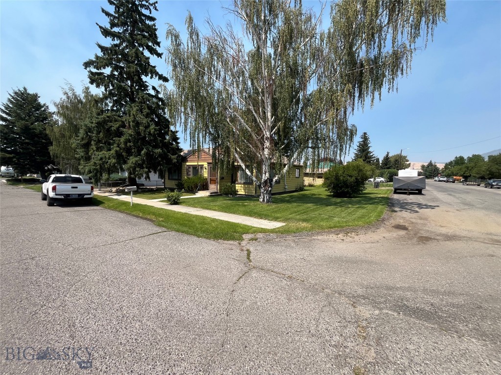 2625 Kossuth Property Photo 32