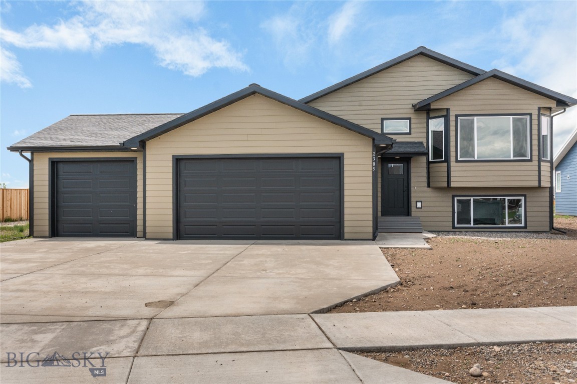2305 Oriole Drive Property Photo 1