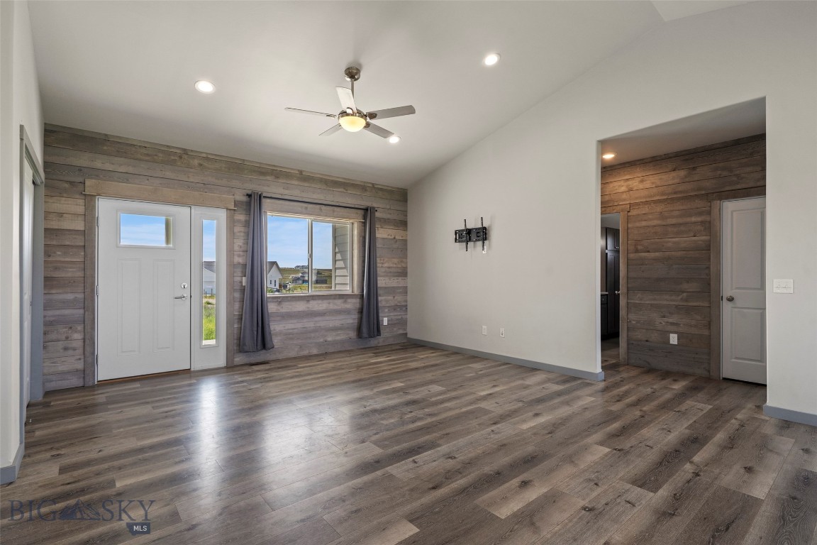 15 Santa Fe Trail Property Photo 7