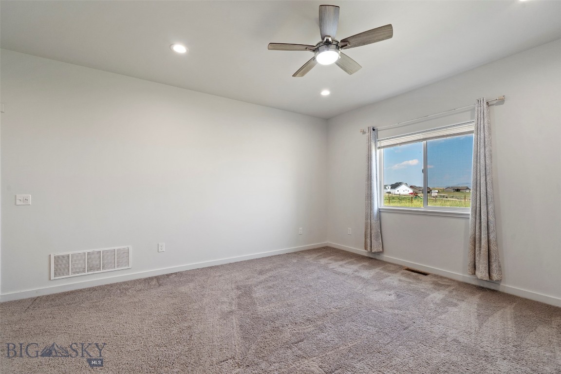 15 Santa Fe Trail Property Photo 19