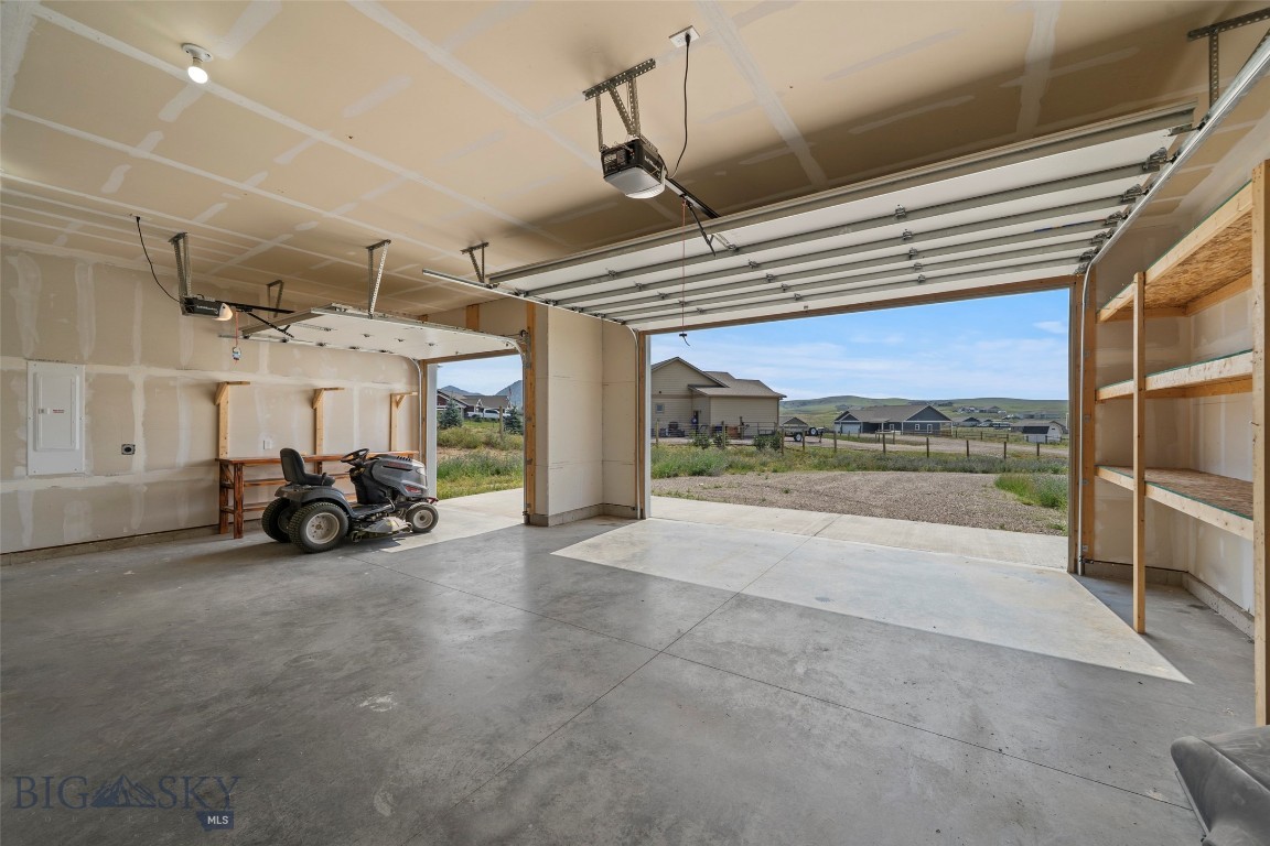 15 Santa Fe Trail Property Photo 32