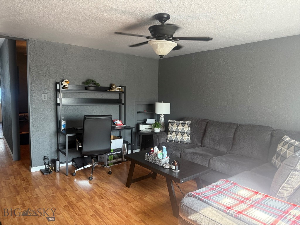 508 Ash Street Property Photo 2
